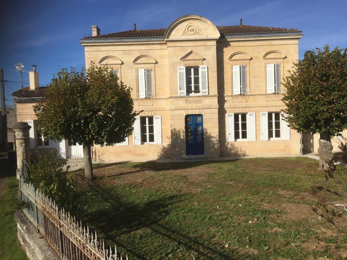 Superbe Gite A La Campagne Dans Le Bordelais Saint-Vivien-de-Blaye Exterior photo